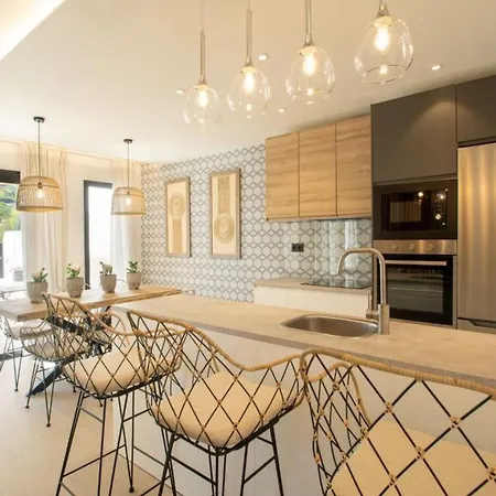 Villa Global Iris - By Global Holidays 23101 *